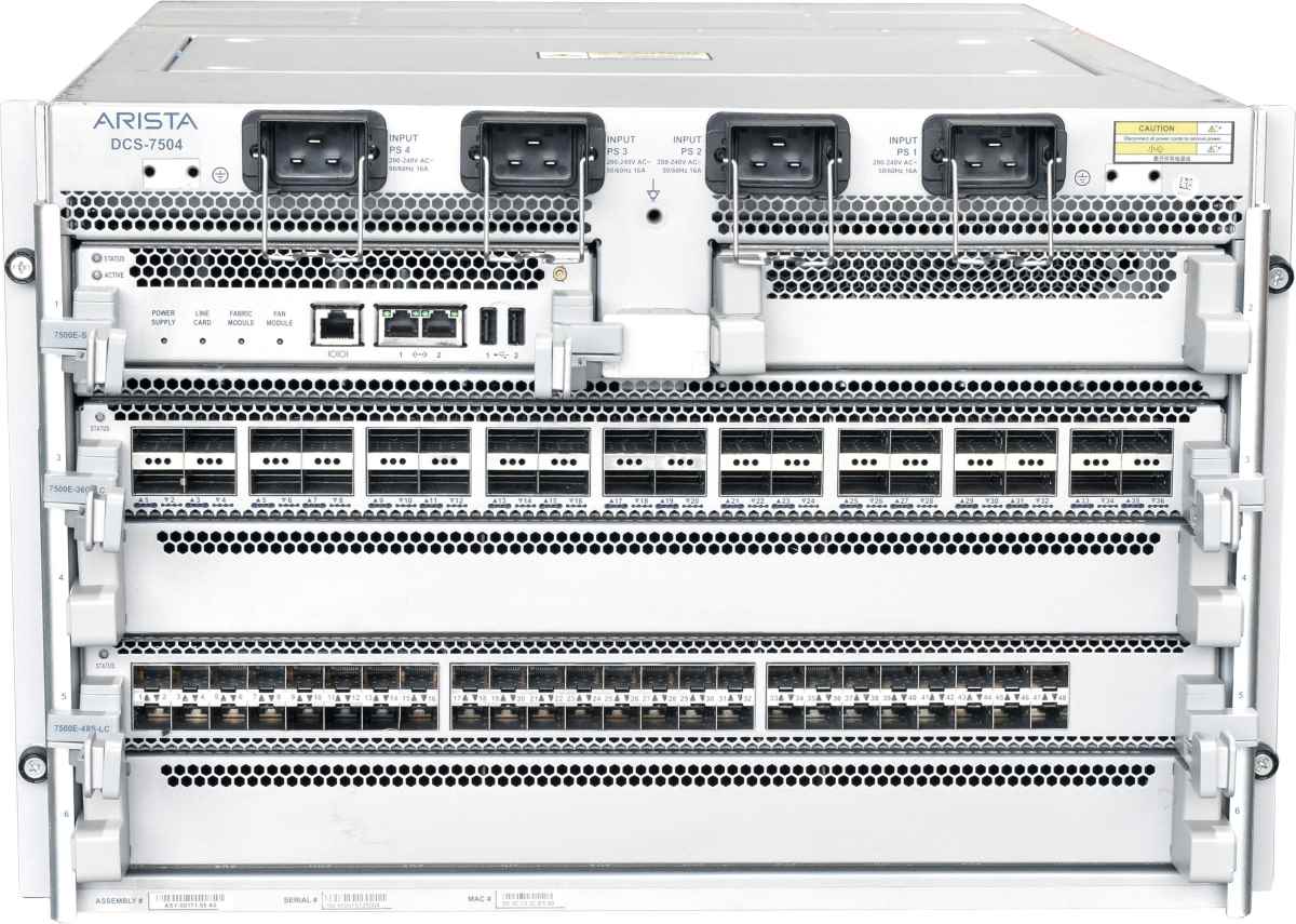 Arista DCS-7504 Data Center Switch +PSUs +Fabrics +Line Cards Arista DCS-7504 Data Center Switch +PSUs +Fabrics +Line Cards