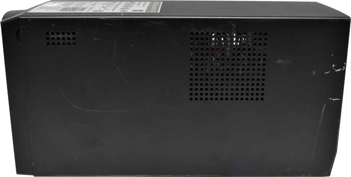 APC Smart-UPS 1000 SMT1000IC 1000VA 700W 8x IEC 320 C13 no Batteries APC Smart-UPS 1000 SMT1000IC 1000VA 700W 8x IEC 320 C13 no Batteries