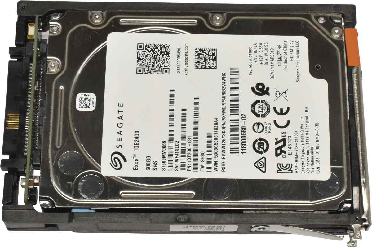EMC Seagate 600GB 2.5" 10K 12G SAS HDD Festplatte ST600MM0069 1XF230-031 mit EMC Rahmen