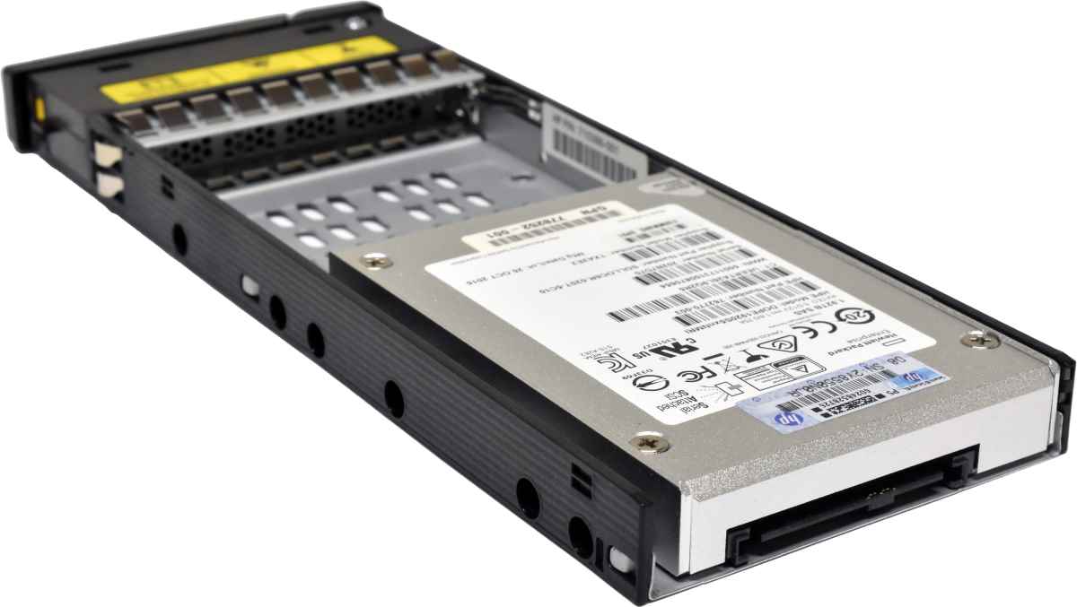 HP 1,92TB SSDcM SAS 2.5" 6Gbs 10K PN: 778180 762770-003 mit Rahmen