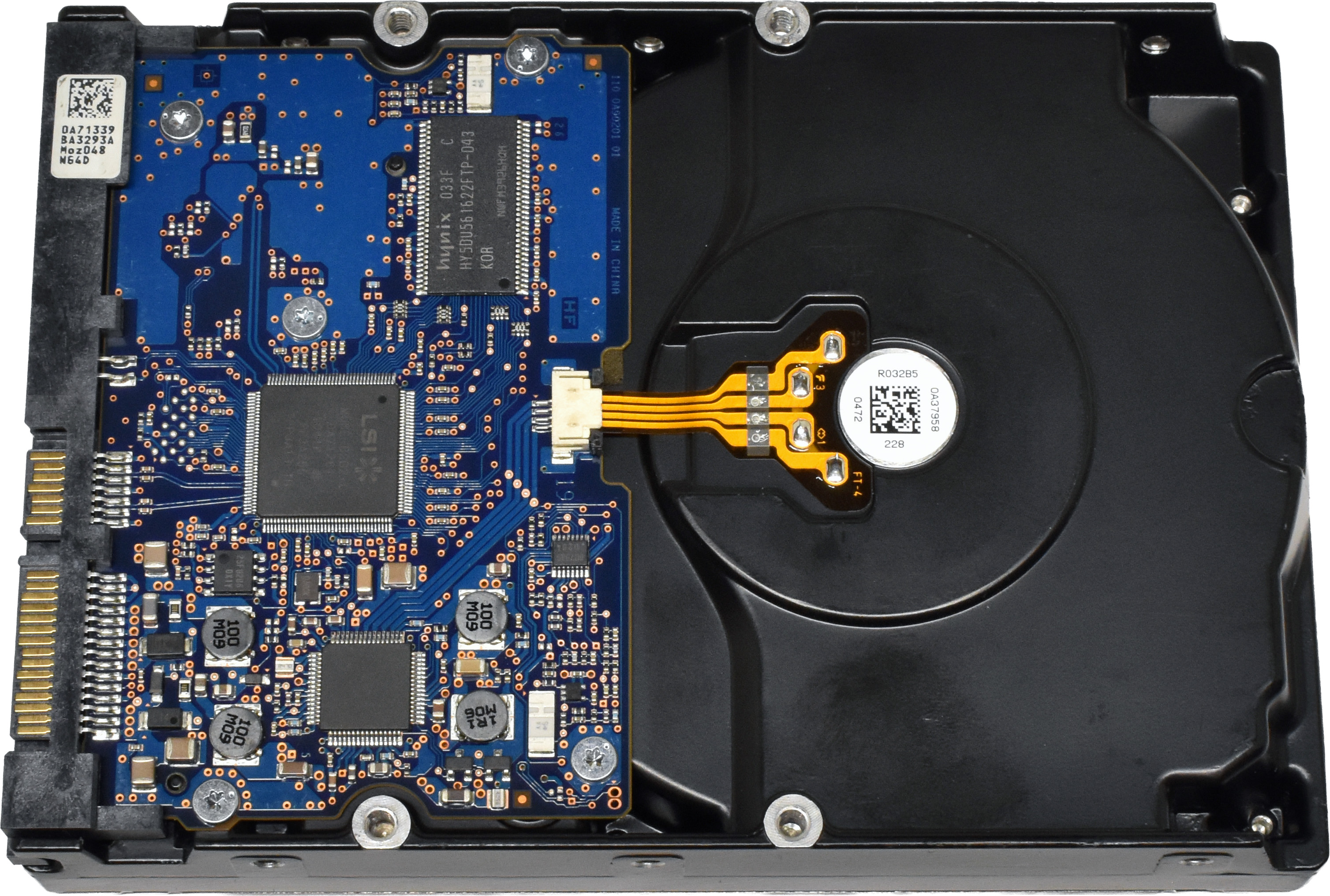 3.5 Zoll SATA Neutral 3 - 4.jpg Hitachi 2TB 3.5" 7.2K 3G SATA HDD HUA722020ALA330