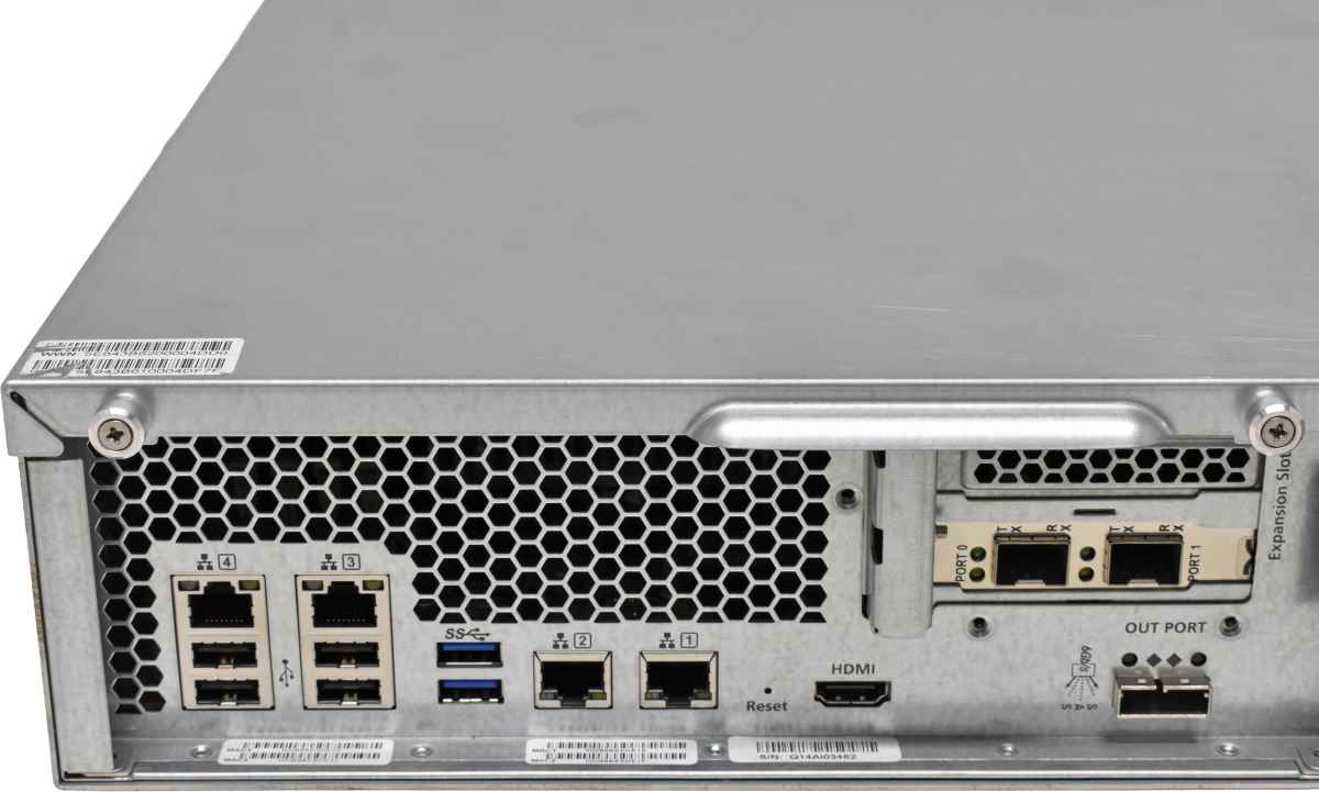 QNAP SS-EC2479U-SAS-RP 24-Bay SAS/SATA NAS Server Xeon E3-1245 v2 3.4 GHz 32GB RAM +NIC +GBICs +Caddys