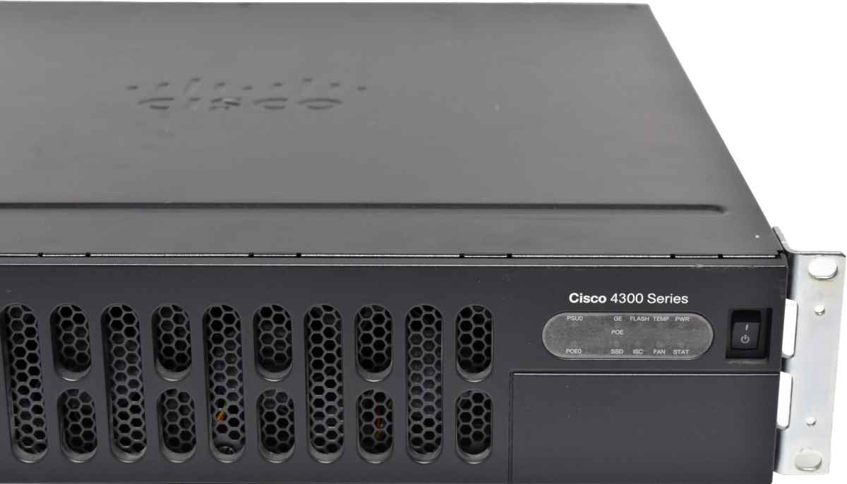 Cisco ISR4351/K9 GE Integrated Services Router + Module UCS-E140S-M2/K9 + NIM-2MFT-T1/E1 +1TB SATA HDD