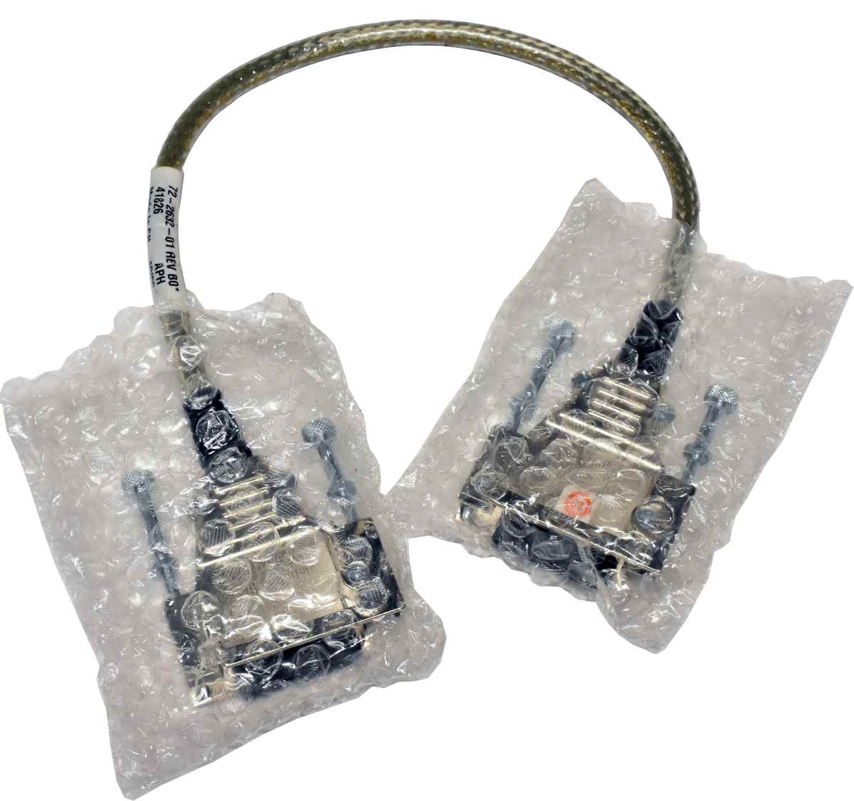 Cisco Catalyst 3750 Series Stacking Cable 0,5m CAB-STACK-50CM 72-2632-01 New Neu Cisco Catalyst 3750 Series Stacking Cable 0,5m CAB-STACK-50CM 72-2632-01 New Neu