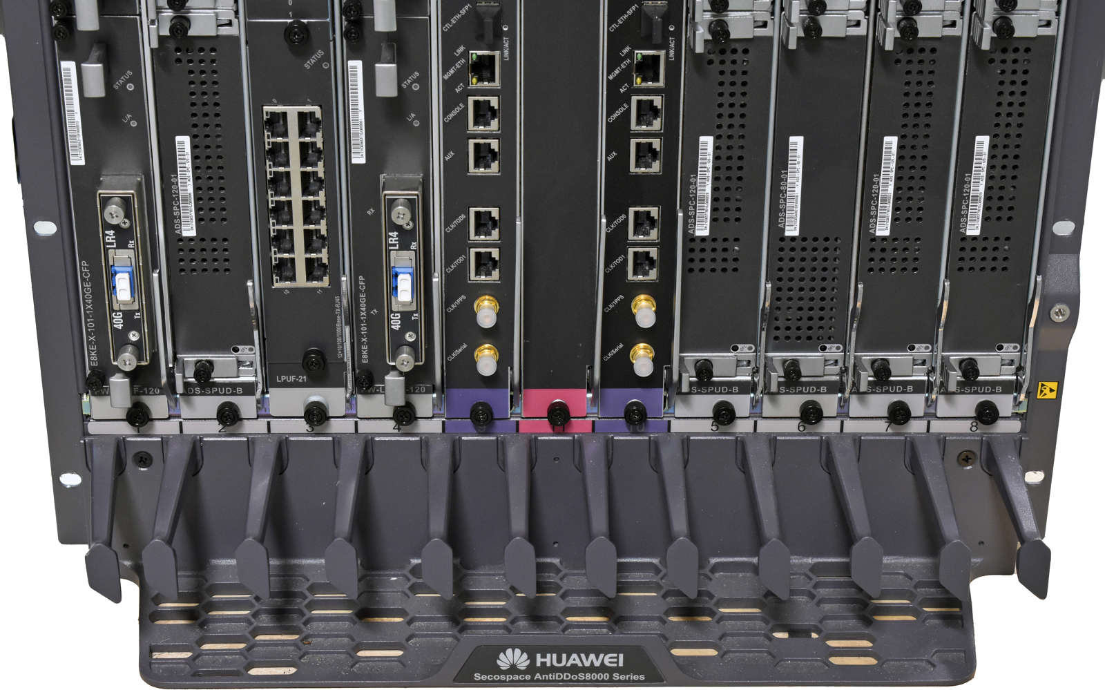 Huawei-Secospace-AntiDDos8080-Protection-System-11-004.jpg Huawei Secospace AntiDDos8080 Protection System 11x Modules for SPU slots 4x 40G Transceiver