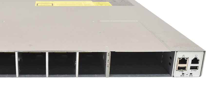Cisco Switch Nexus N9K-C9372PX 48-Ports SFP+ 10G 6-Ports QSFP+ 40G No OS No PSU No FAN 800-43113-02