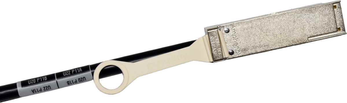 Amphenol Sun Oracle 530-4444-01 10G QSFP - QSFP Datenkabel 1m Amphenol Sun Oracle 530-4444-01 10G QSFP - QSFP Datenkabel 1m
