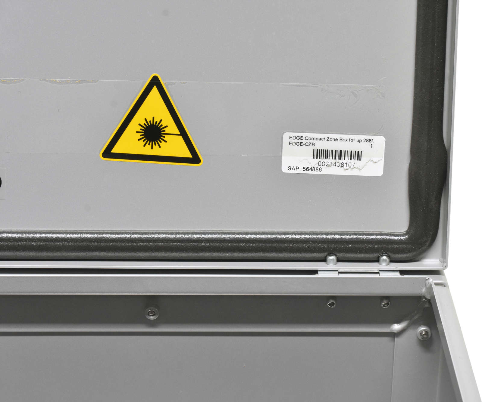 Corning-EDGE-CZB-Edge-Floorbox-for-raised-floor-in-004.jpg Corning EDGE-CZB Edge Floorbox for raised floor installation 288f +keys