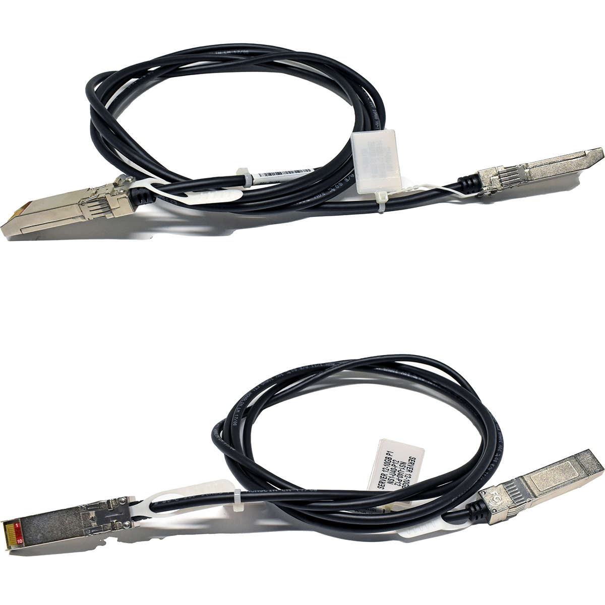 Amphenol-FCI-10110818-2020LF-2m-30-AWG-10G-SFP---S-005.jpg Amphenol FCI 10110818-2020LF 2m 30 AWG 10G SFP+ - SFP+ Datenkabel
