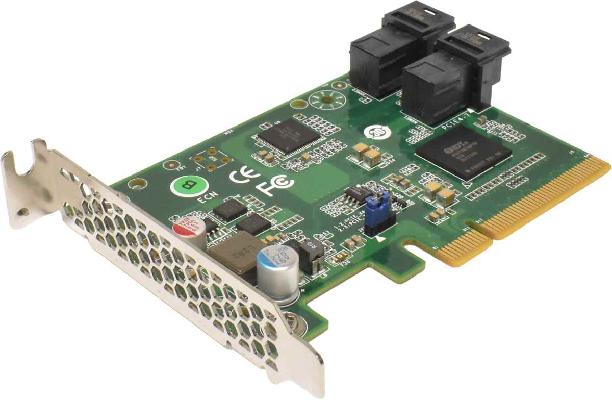 TYAN M2092 U.2 Expansion Card NVMe PCle x8 V021008000000000 LP