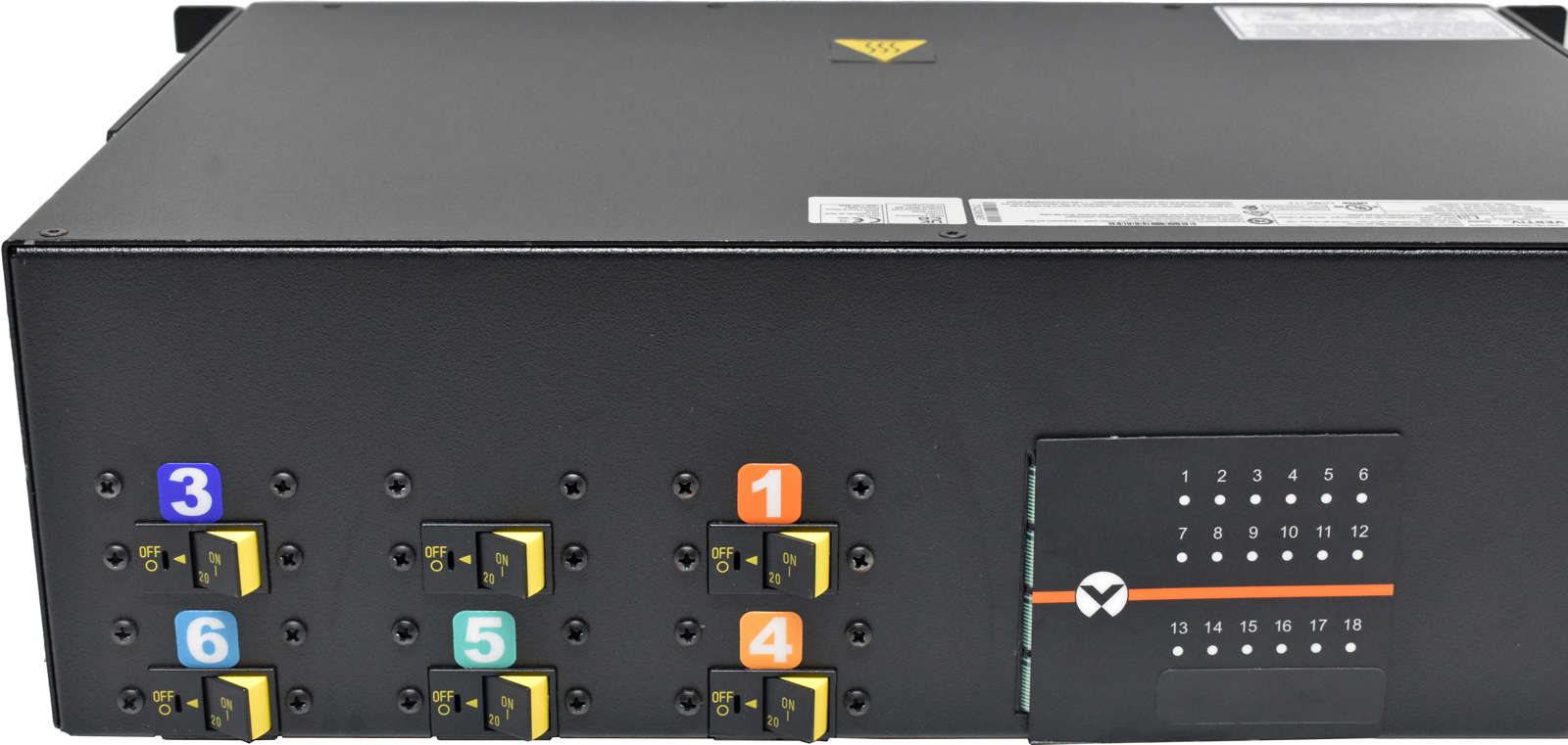 Vertiv-Geist-VP5UV300-DUS3E2R6-18CF17-x-18-x-C13-1-005.jpg Vertiv Geist VP5UV300 DUS3E2R6-18CF17-x 18 x C13 16A per Circuit PDU