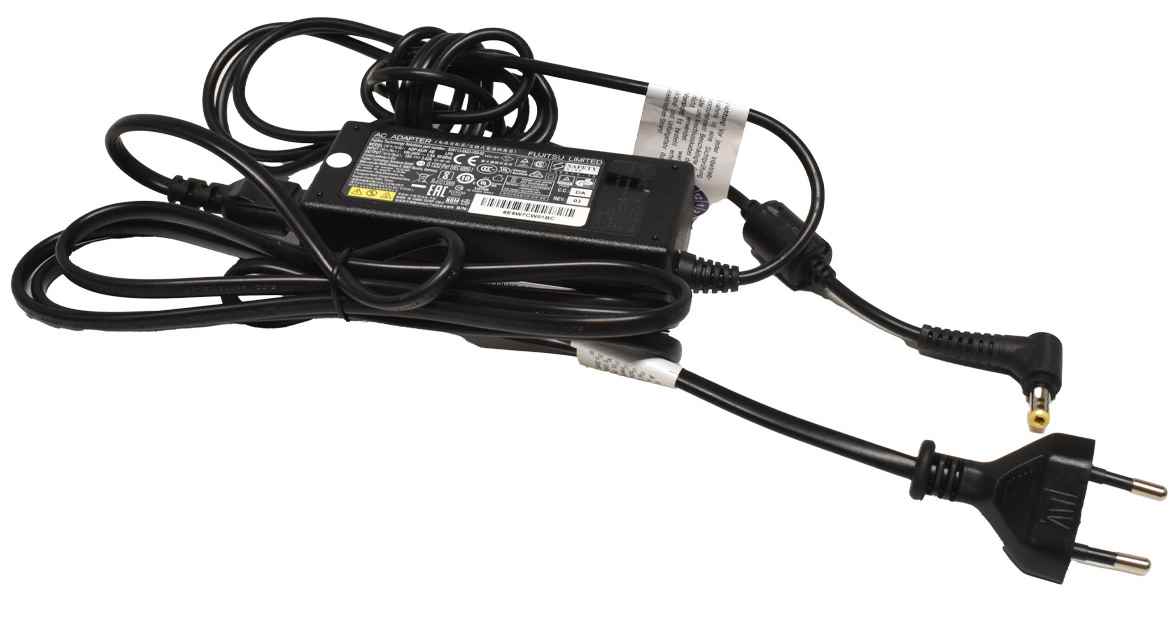 Fujitsu Futro S930 ThinClient AMD GX-424 CC SOC 2,40GHz 4GB RAM 32GB SSD + PSU