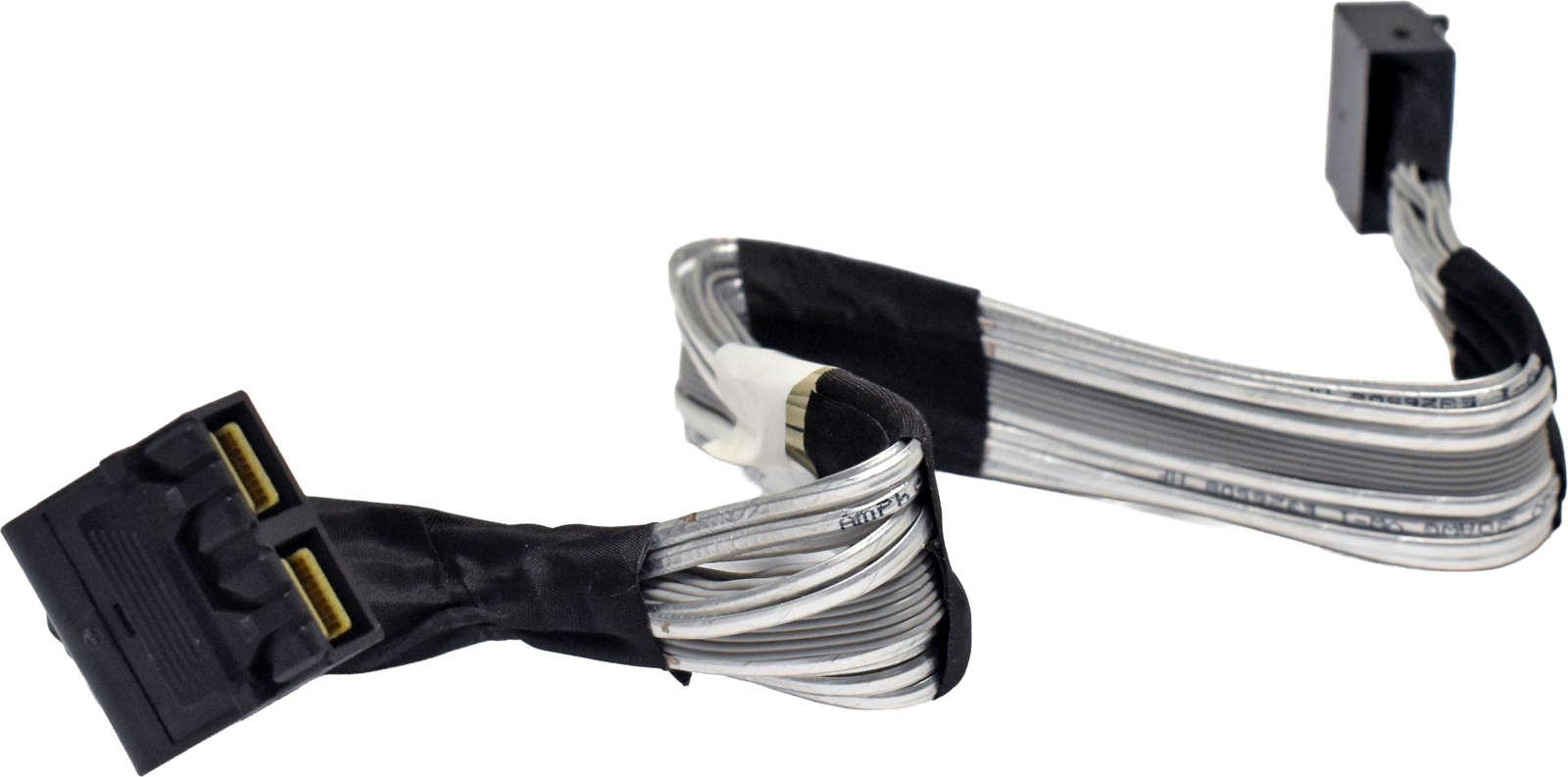 Cisco-Amphenol-RHS72-0058-74-13104-01-12G-MiniSAS-003.jpg Cisco Amphenol RHS72-0058 74-13104-01 12G MiniSAS HD Data Cable 0,45m double SFF-8643 - SFF-8643 for UCS C240 M4