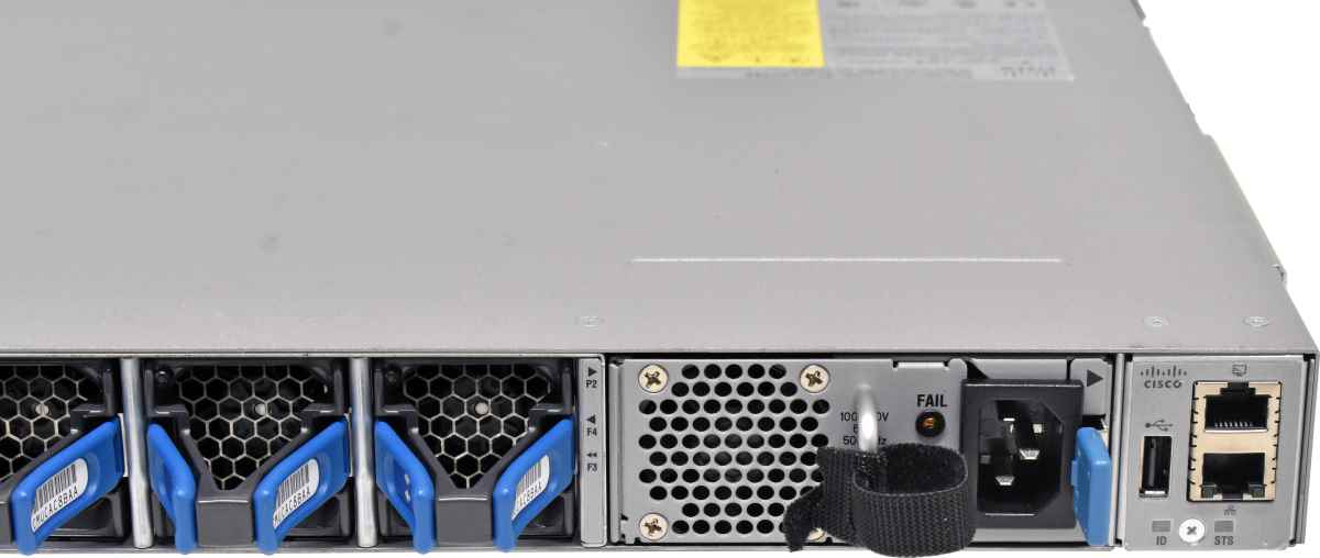 Cisco Nexus N3K-C3172PQ-10GE 68-5300-01 48-Port SFP+ 10 GE Switch 6x 40G QSFP+ Rack Ears Cisco Nexus N3K-C3172PQ-XL 68-5949-01 48-Port SFP+ 10 GE Switch 6x 40G QSFP+