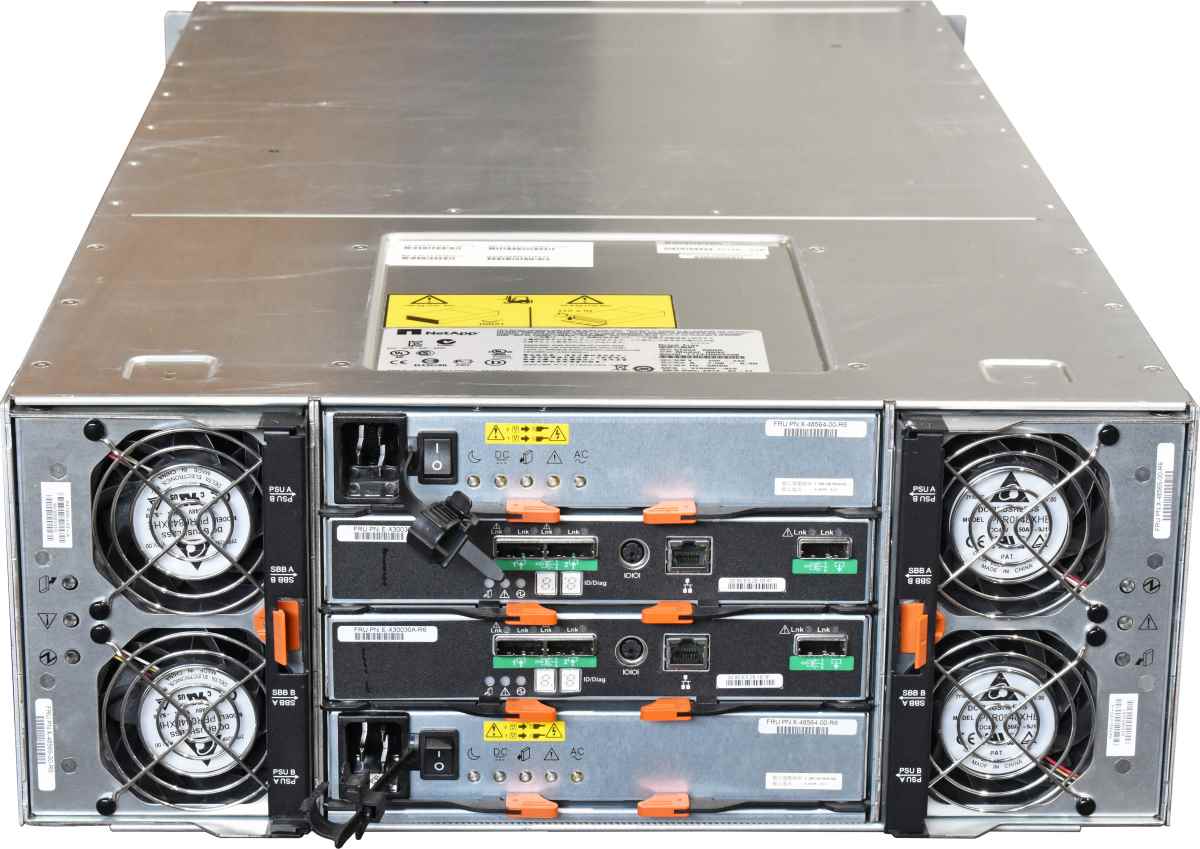 NetApp DE6600 Disk Shelf 60x LFF 3,5 1750W PSU 4U 2x Controller E-X30030A-R6 NetApp DE6600 Disk Shelf 60x LFF 3,5 1750W PSU 4U 2x Controller E-X30030A-R6