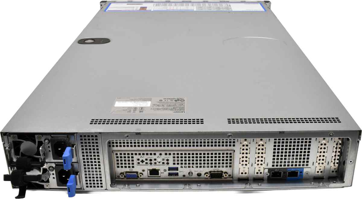 Lenovo ThinkServer RD452X Barebone 0x CPU 0x RAM 0x HDD 2x Heatsink 12 Bay 3.5 Zoll 2U int. Controller
