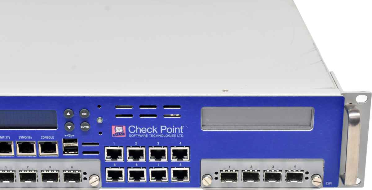Check Point P-20 Power-1 9070 16-Port GE Firewall +HDDs +OS 4x Mini GBICs