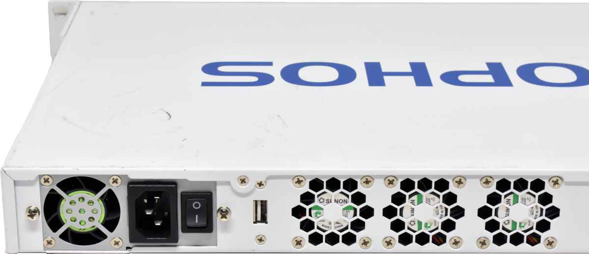SOPHOS SG 210 Rev.1 Security Appliance