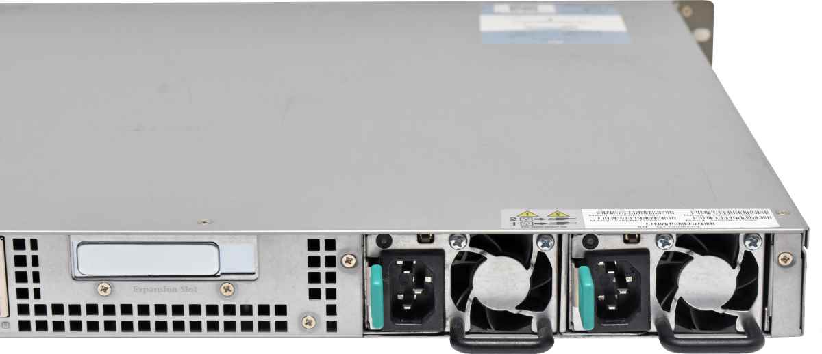 QNAP TS-431XU-RP 4-Bay NAS Storage Quad-Core 1.7 GHz 2GB RAM 2 x 10G SFP+ no HDDs QNAP TS-431XU-RP 4-Bay NAS Storage Quad-Core 1.7 GHz 2GB RAM 2 x 10G SFP+ no HDDs