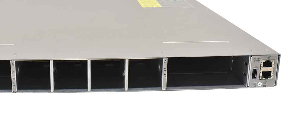 Cisco Switch Nexus N3K-C3132Q-V 32-Ports QSFP+ 40G 4-Ports SFP+ 10G No OS No PSU No FAN 68-5879-01 Cisco Switch Nexus N3K-C3132Q-V 32-Ports QSFP+ 40G 4-Ports SFP+ 10G No OS No PSU No FAN 68-5879-01
