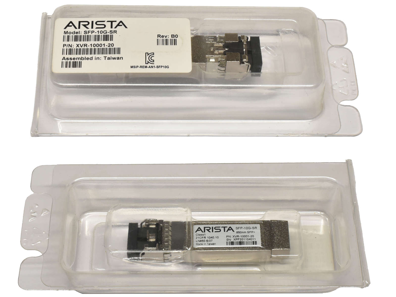 Arista-Original-GBIC-SFP-10G-SR-10Gbps-SFP-850nm-4-005.jpg Arista Original GBIC SFP-10G-SR 10Gbps SFP+ 850nm 400m XVR-10001-20 Rev: B0 Neu