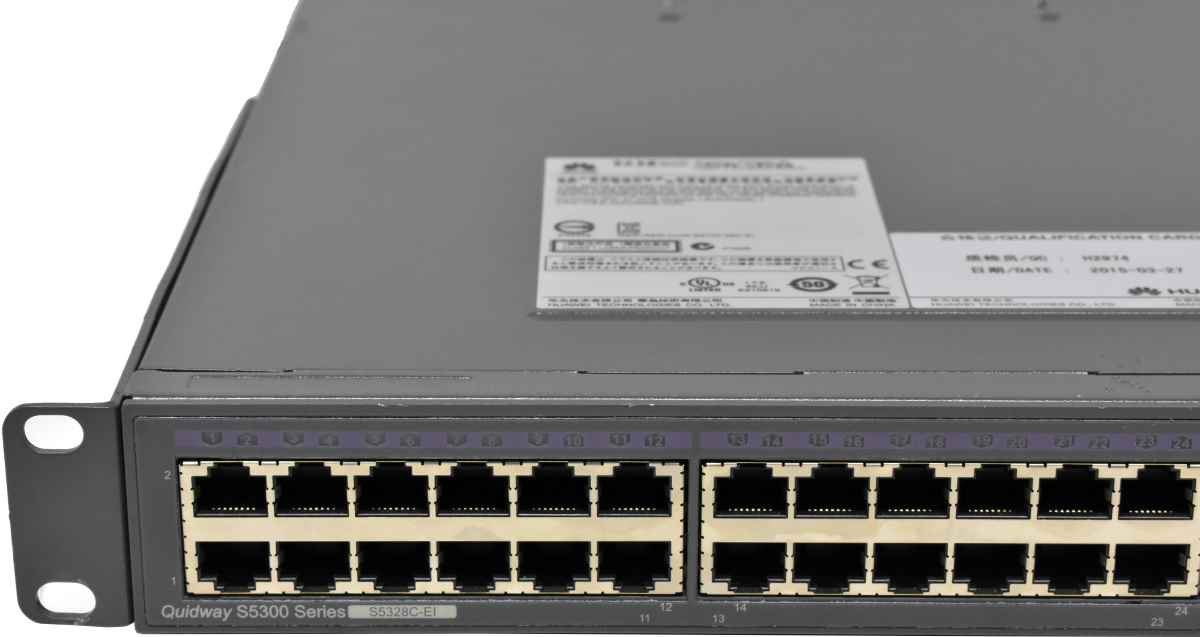 Huawei Quidway S5300 Series S5328C-EI 24-Port RJ-45 GE Switch +Module LS5D00E4GF01 +Rack Ears Huawei Quidway S5300 Series S5328C-EI 24-Port RJ-45 GE Switch +Module LS5D00E4GF01 +Rack Ears