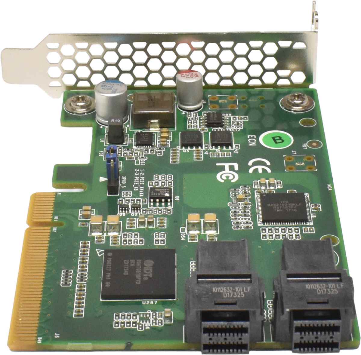 TYAN M2092 U.2 Expansion Card NVMe PCle x8 V021008000000000 LP TYAN M2092 U.2 Expansion Card NVMe PCle x8 V021008000000000 LP