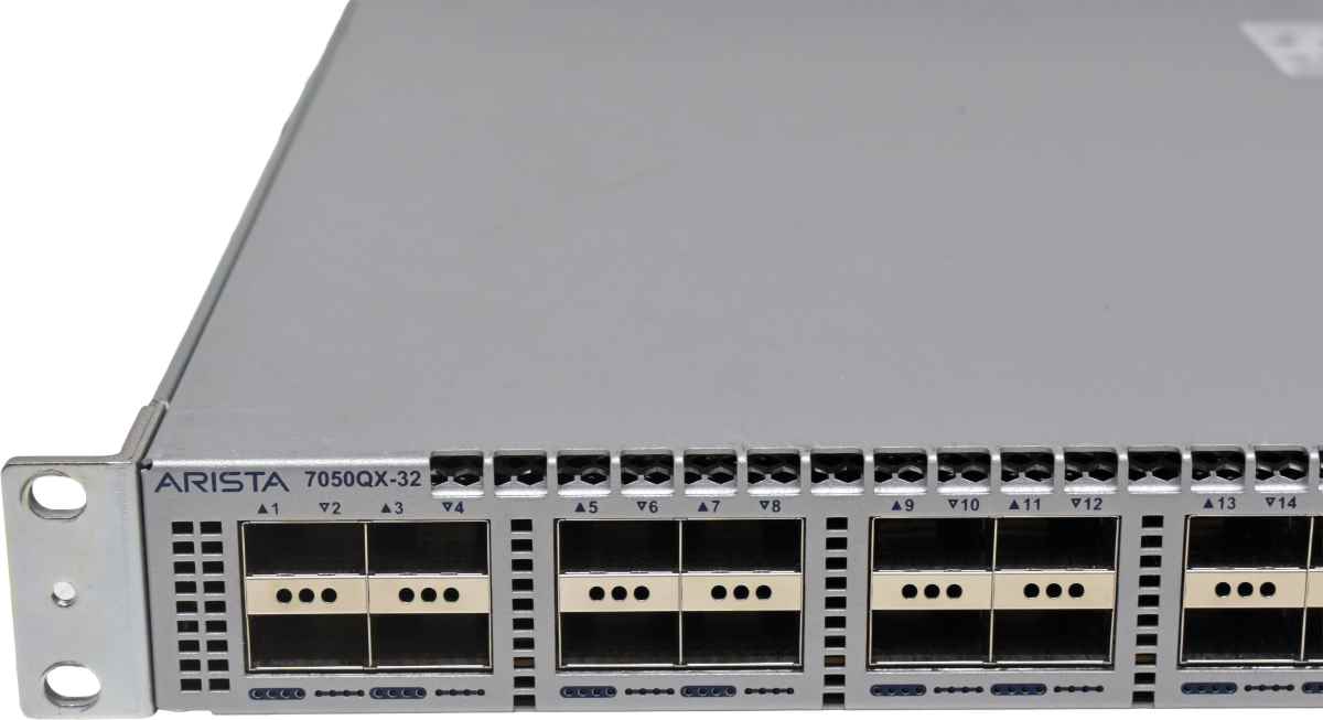 Arista DCS-7050QX-32-R 32-Port QSFP+ 40G Ethernet Switch +Rack Ears
