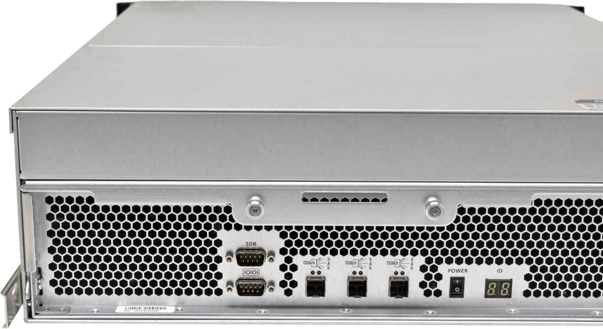 QNAP NAS Expansion Housing REXP-1620U-RP 3x 12G MiniSAS HD 16x 3,5 Zoll Drive Bays QNAP NAS Expansion Housing REXP-1620U-RP 3x 12G MiniSAS HD 16x 3,5 Zoll Drive Bays