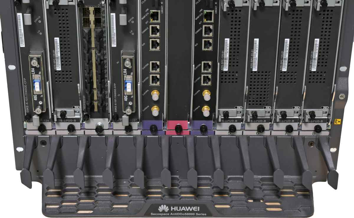 Huawei Secospace AntiDDos8080 Protection System 11x Modules inclusive LPUF-40-A 4x 40G Transceiver Huawei Secospace AntiDDos8080 Protection System 11x Modules inclusive LPUF-40-A 4x 40G Transceiver