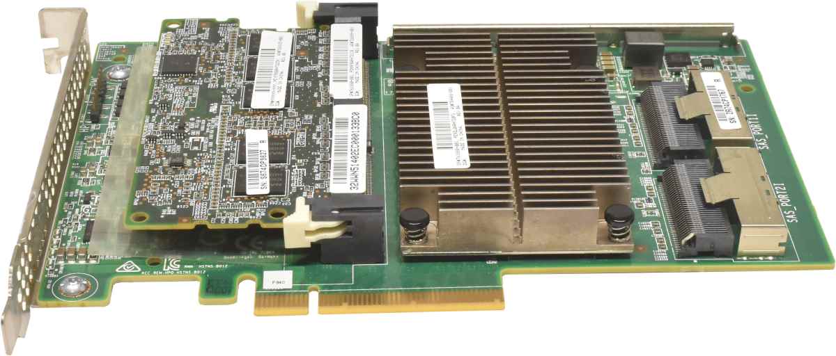 HP Smart Array P840 12Gb SAS RAID Controller 4GB FBWC +2x SAS Kabel 761880-001 784486-01