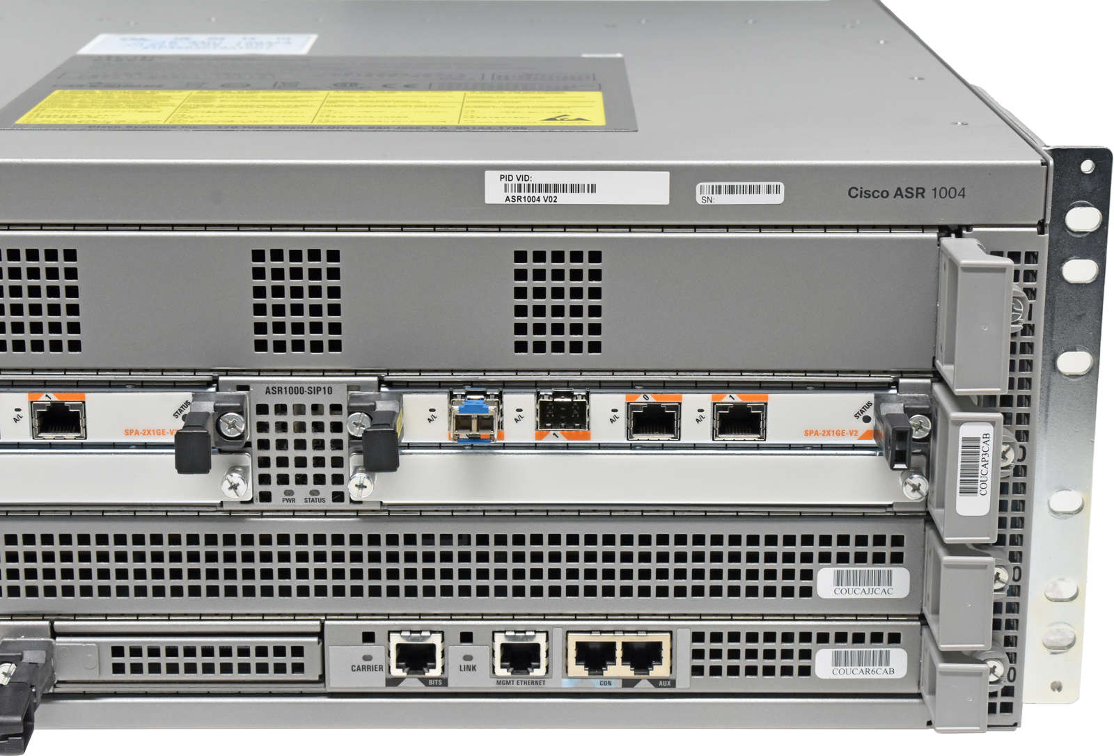 Cisco-ASR1004-68-2570-06-Modul-ASR1000-RP2-ASR1000-003.jpg Cisco ASR1004 68-2570-06 + Modul ASR1000-RP2 ASR1000-ESP20 ASR1000-SIP10 2x SPA-2X1GE-V2 2x PSU + Mini-GBIC