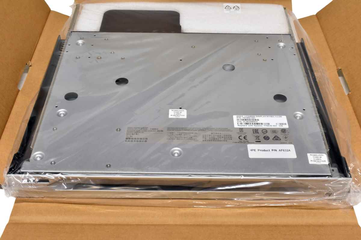 HP LCD8500 1U Console DE KIT 18.5 Zoll Flat Panel AF632A 741492-041 QWERTZ DE NEW HP LCD8500 1U Console DE KIT 18.5 Zoll Flat Panel AF632A 741492-041 QWERTZ DE NEW