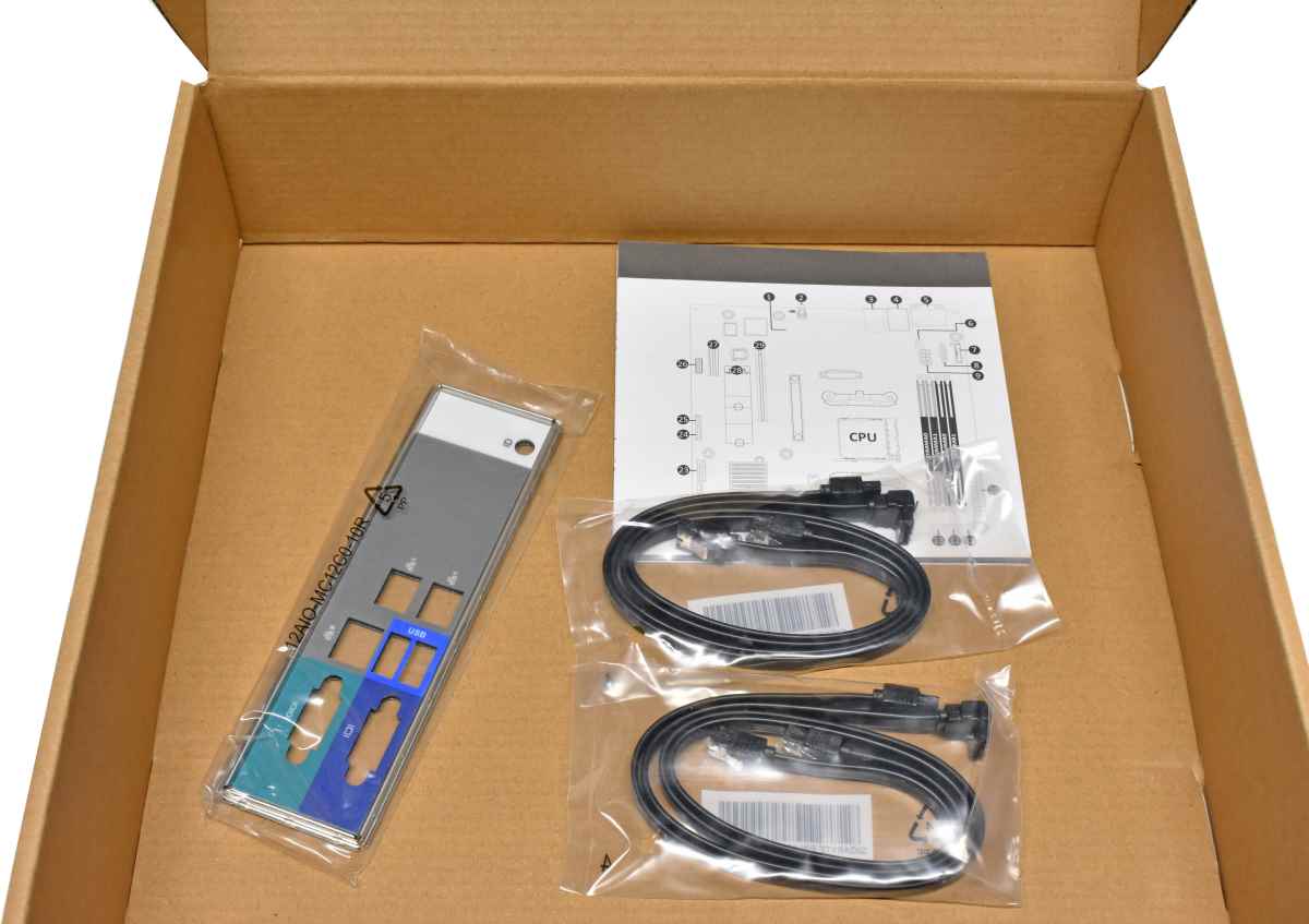 Gigabyte Mainboard MC12-LE0 Re1.0 AMD B550 AM4 Ryzen 5000 4000 3000 Server Board NEU / NEW