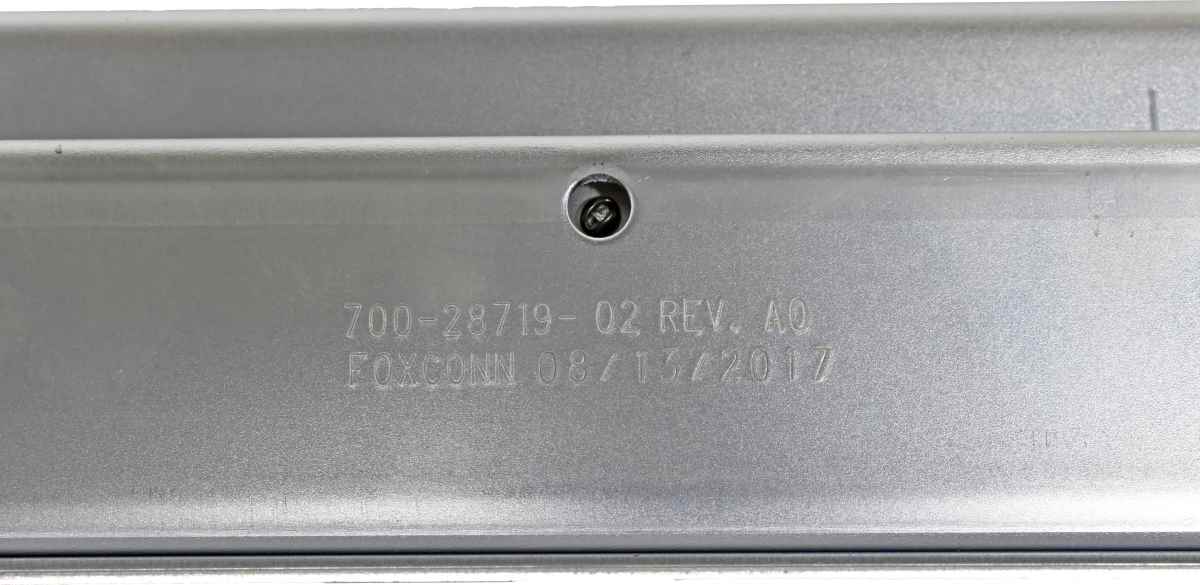 Cisco 700-28719-02 Rackschienen Rail Set for UCS 5108 Server Chassis Cisco 700-28719-02 Rackschienen / Rack Mounting Kit for UCS 5108 Server Chassis