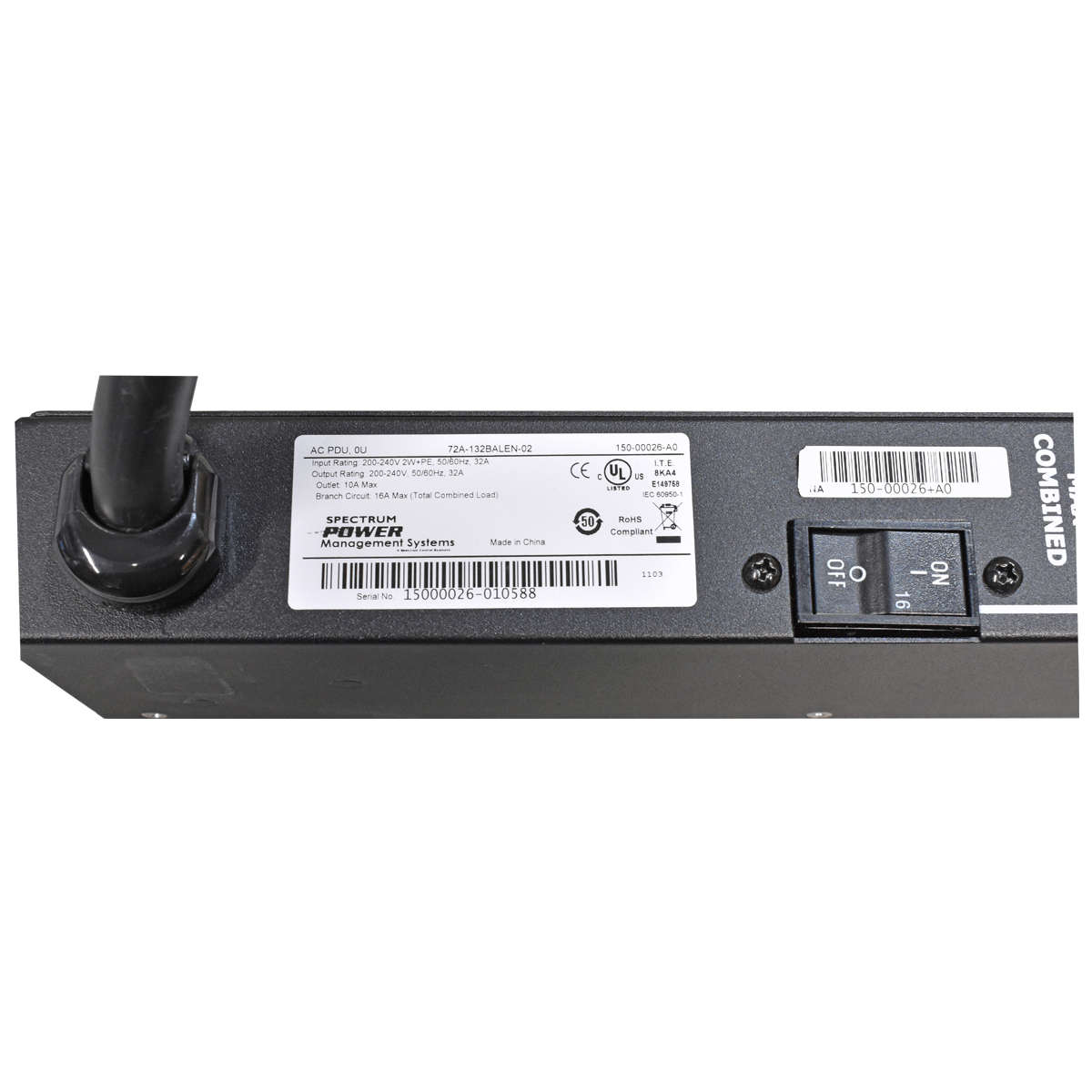 Spectrum-72A-132Balen-02-PDU-Stromleiste-Stromschi-004.jpg Spectrum 72A-132Balen-02 PDU Stromleiste Stromschiene Steckerleiste 16A 12 x C13 150-00026-A0