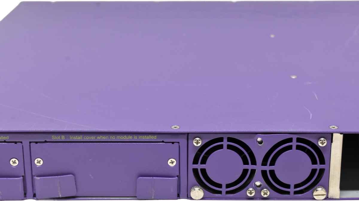 Extreme Summit X460-48t 16402 48-Port RJ-45 GE Switch 4x 1G SFP 1x PSU FAN bracket bail missing