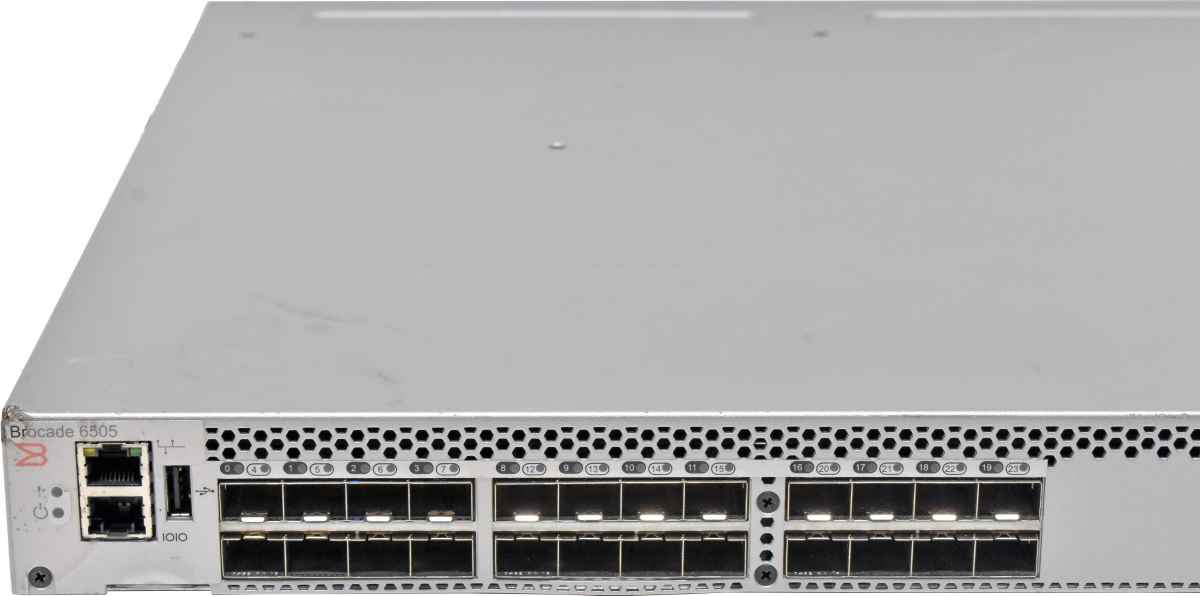 Brocade 6505 SM-6505-120R 24-Port 16G SFP+ FC Switch slightly damaged no PSU