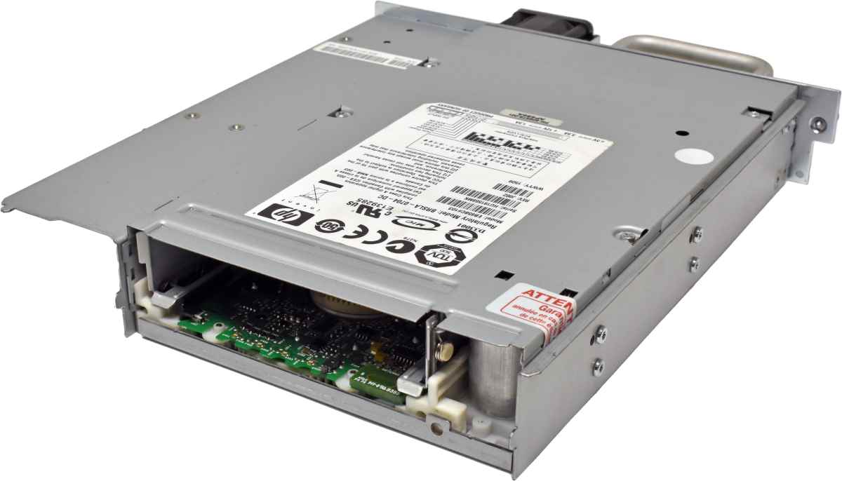 HP StorageWorks Ultrium 1760 LTO-4 BRSLA-0704-DC Tape Drive EB658C#103 505875-001 HP StorageWorks Ultrium 1760 LTO-4 BRSLA-0704-DC Tape Drive EB658C#103 505875-001