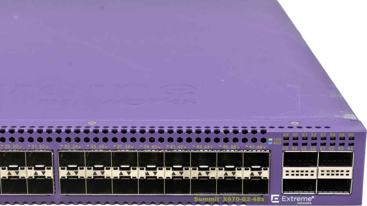 Extreme Summit X670-G2-48x-4q 17310 48-Port SFP+ 10GE Switch 4x 40G QSFP+ Extreme Summit X670-G2-48x-4q 17310 48-Port SFP+ 10GE Switch 4x 40G QSFP+ 1x PSU