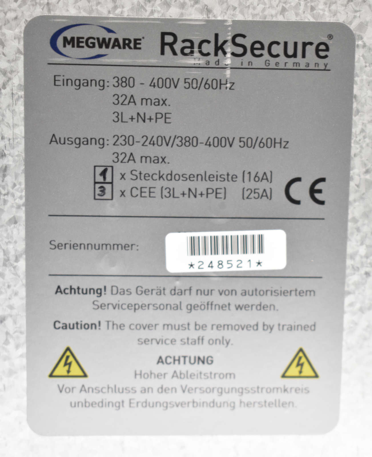 MEGWARE-RackSecure-PDU-3U-3x-32A-Typ-132002-APSA-S-005.jpg MEGWARE RackSecure PDU 3U 3x 32A Typ 132002 + APSA Steckdosenleiste D7000 8-fach