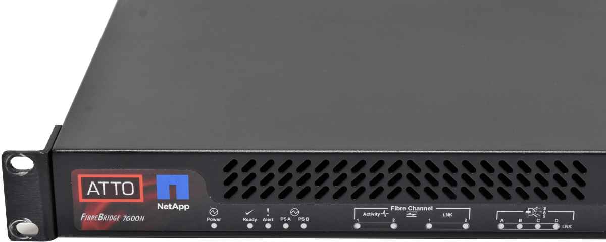 ATTO FibreBridge 7600N FCBR-7600-DN1 4163-0065-R00 32GB FC to 12GB SAS 2x 32G Mini GBIC