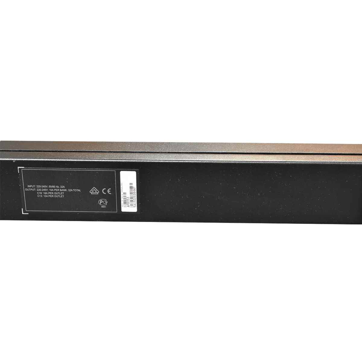 APC AP8953 Rack PDU 2G Switched 2-Phasen Null HE 32A 230V 21x C13 3x C19 APC AP8953 Rack PDU 2G Switched 2-Phasen Null HE 32A 230V 21x C13 3x C19