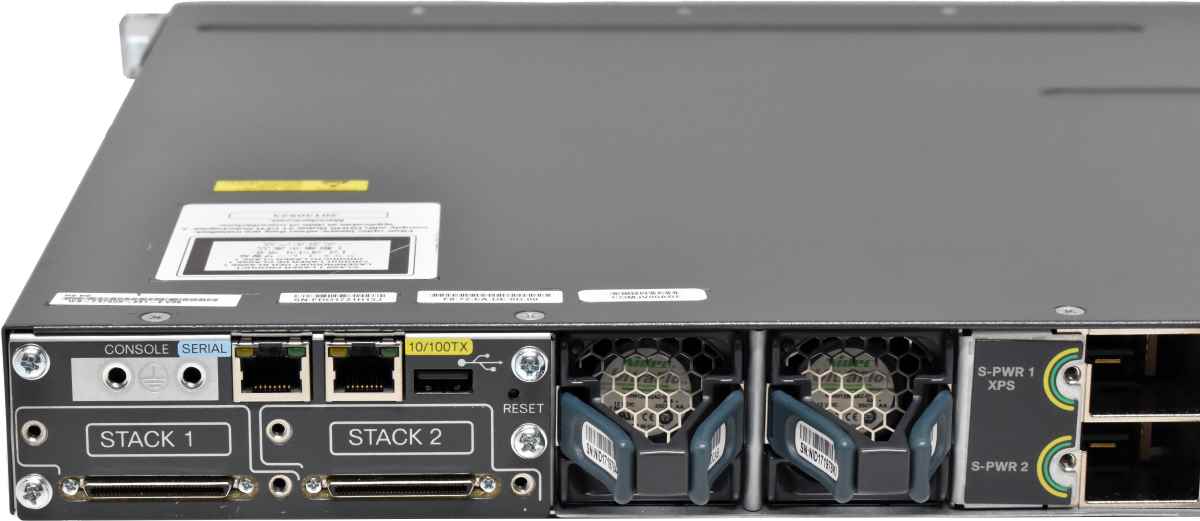 Cisco WS-C3750X-24T-E 24-Port RJ-45 GE Switch + 4-Port Modul C3KX-NM-10G Cisco Catalyst WS-C3750X-24T-S 24-Port RJ-45 GE Switch + 4-Port Modul C3KX-NM-10G