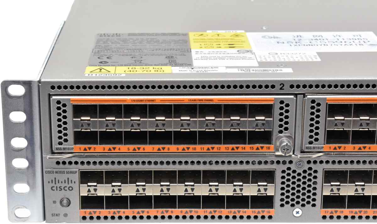 Cisco Nexus N5K-C5596UP 68-3884-03 48-Port 10GE/FC Switch 2x16-Port Expansion Modul N55-M16UP Cisco Nexus N5K-C5596UP 68-3884-04 48-Port 10GE/FC Switch 2x16-Port Expansion Modul N55-M16UP Rack Ears