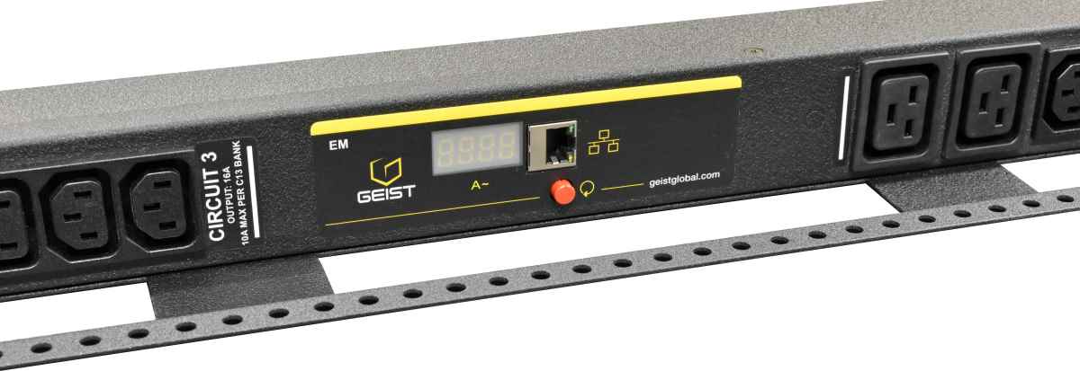 Geist GYWMN543-102MB6PS56 48x C13 6x C19 3-Phase PDU + Rack Mounting Sheet Geist GYWMN543-102MB6PS56 48x C13 6x C19 3-Phase PDU + Rack Mounting Sheet