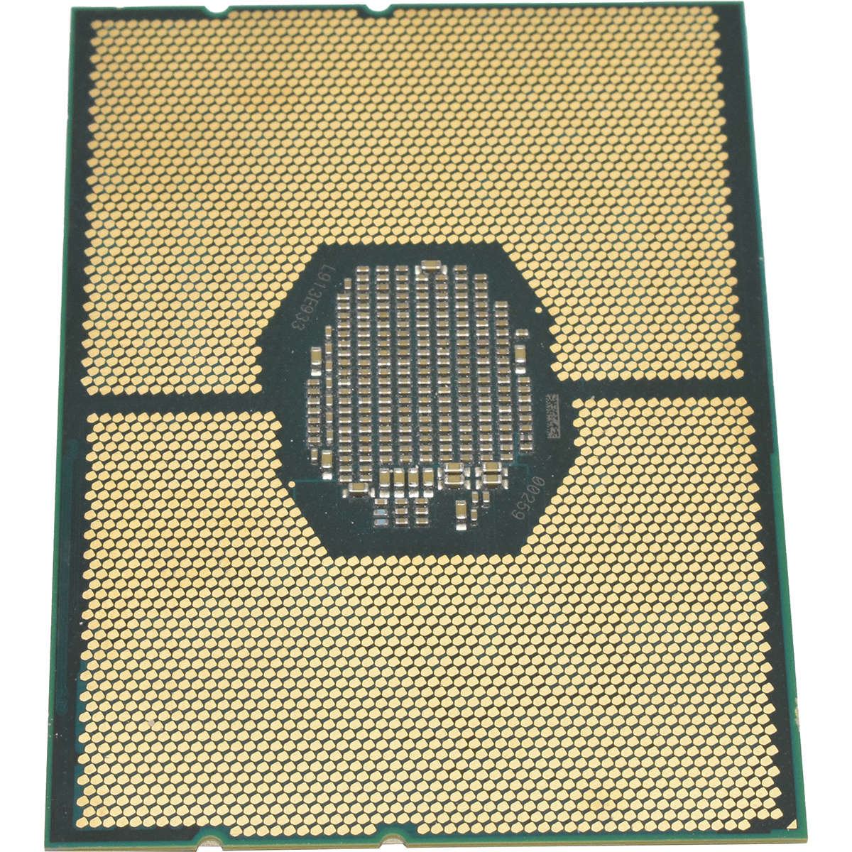 Intel-Xeon-Gold-Processor-6242-16-Core-2-80GHz-22M-002.jpg Intel Xeon Gold Processor 6242 16-Core 2.80GHz 22MB Cache SRF8Y FCLGA3647