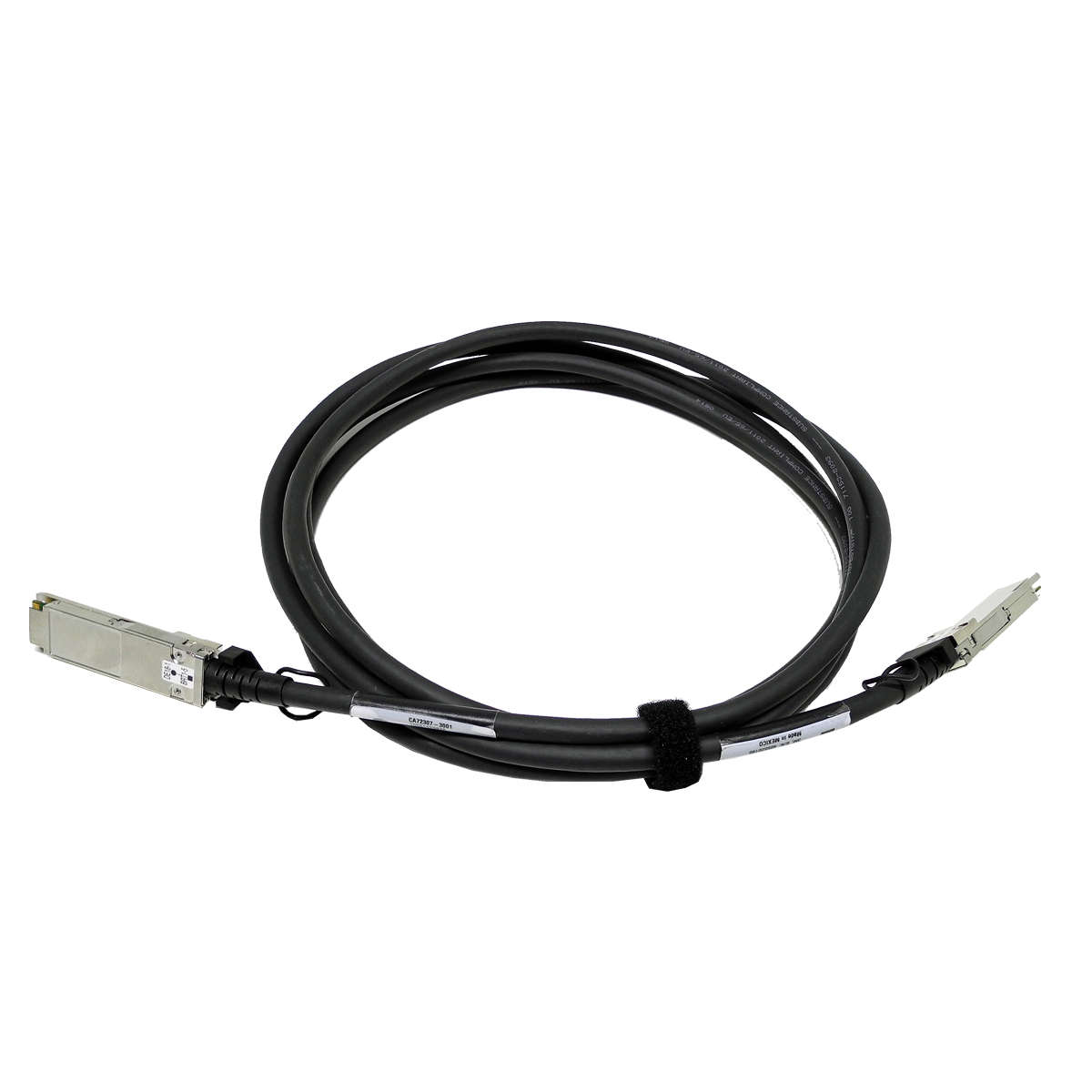 Fujitsu-CA72307-3001-SAS-Kabel-QSFP-QSFP-3m-lang-f-001.jpg Fujitsu CA72307-3001 SAS Kabel QSFP / QSFP 3m lang für Eternus DX Series Server