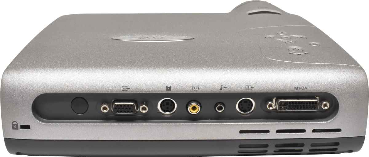 Acer PD 520 1024 x 768 DLP Projektor 1500 ANSI-Lumen Kontrast 1800:1 + Remote Control