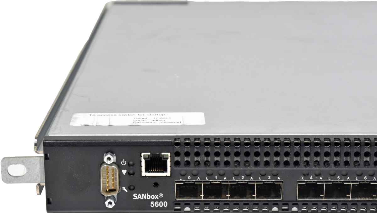 QLogic SANbox 5602 SB5602Q-08A B 31422-07 C 16-Port SFP Stackable FC Switch +5 Mini GBICs QLogic SANbox 5602 SB5602Q-08A B 31422-07 C 16-Port SFP Stackable FC Switch +5 Mini GBICs